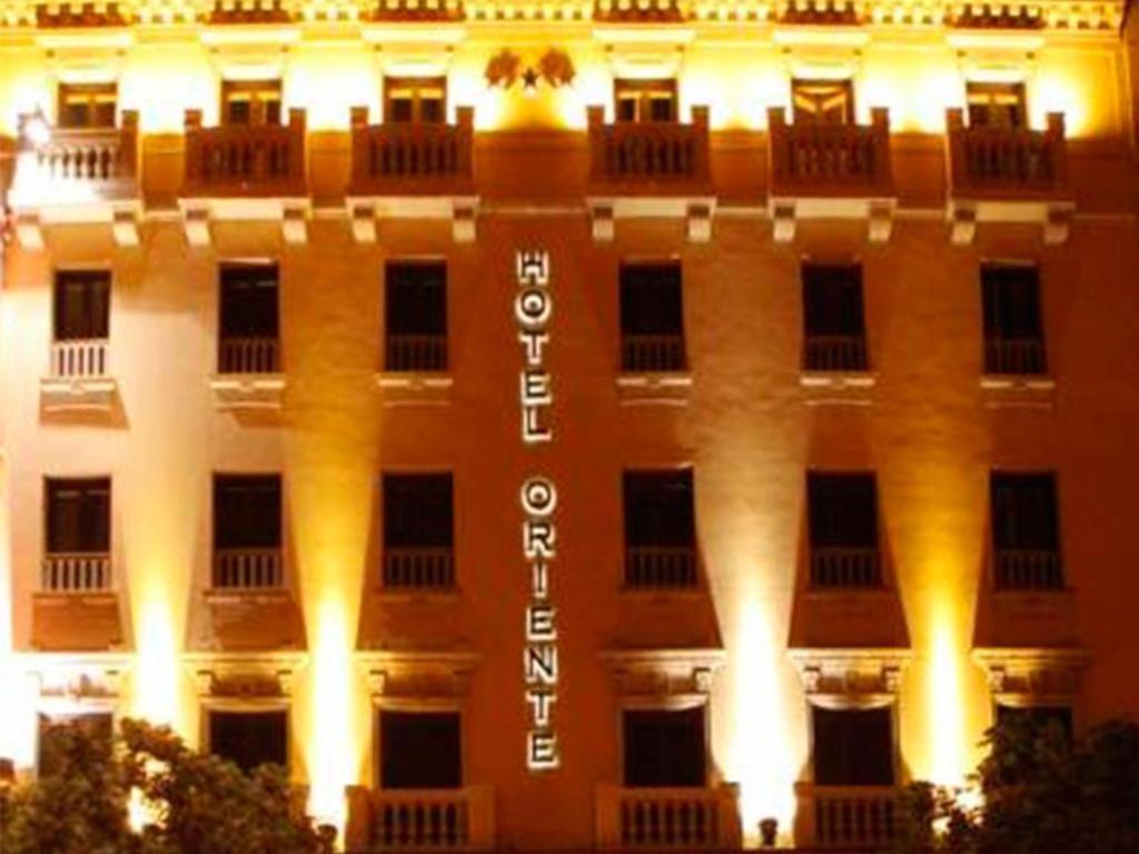 Hotel Oriente Zaragoza Luaran gambar