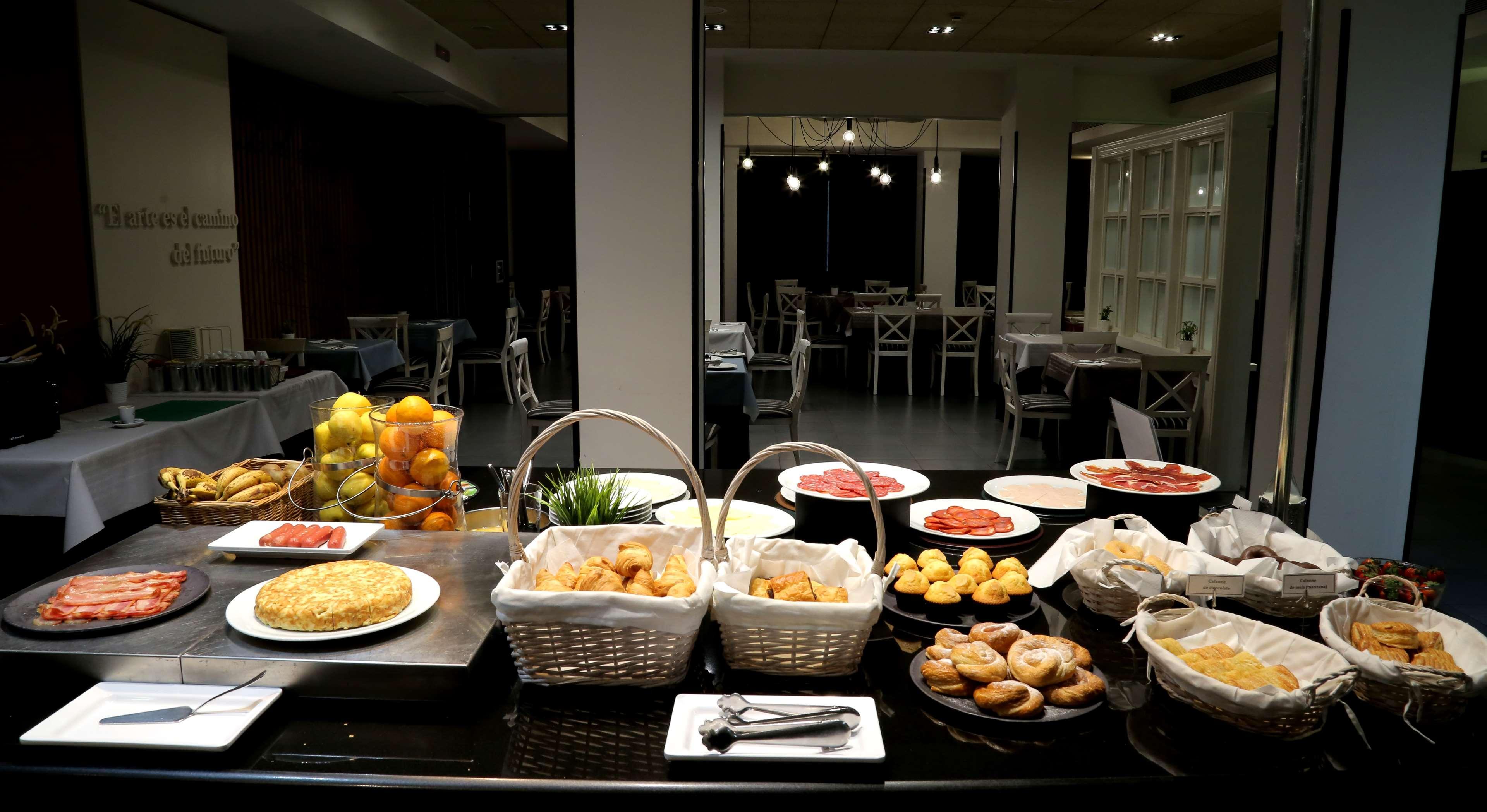 Hotel Oriente Zaragoza Luaran gambar
